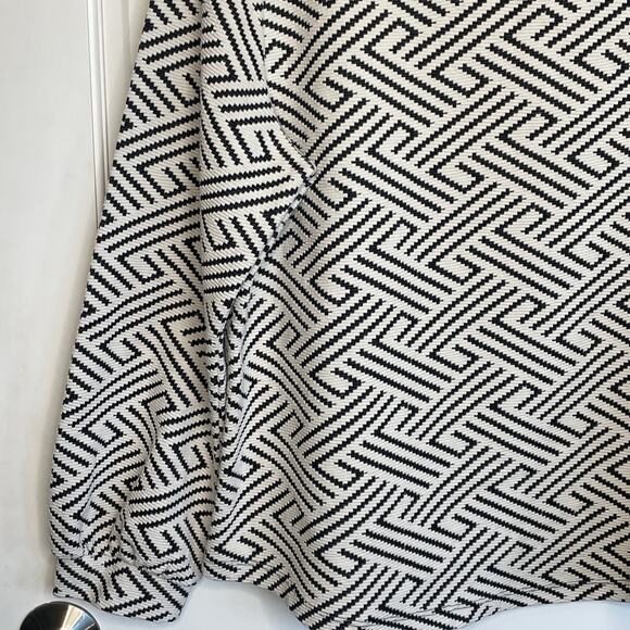 Anthropologie W5 Women's Geometric Mock Neck Blouse Top Sz L Retro Modern City - Picture 2 of 8